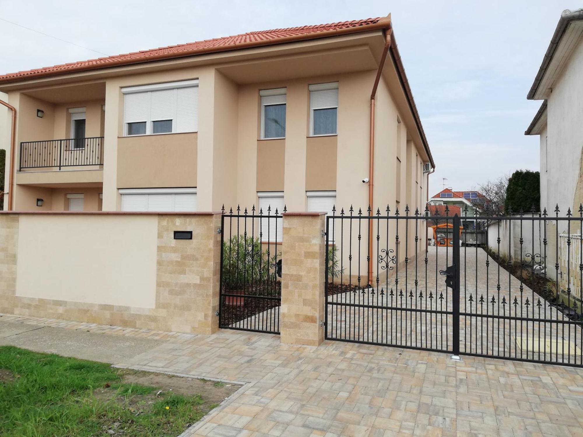 Imola Es Andrea Apartmanhaz 3 Hajdúszoboszló Dış mekan fotoğraf