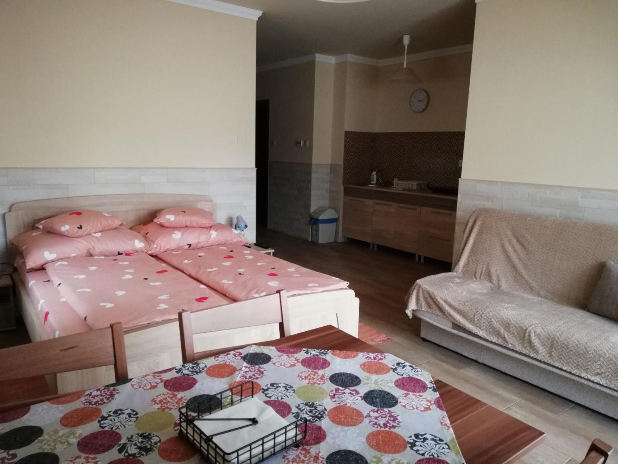 Imola Es Andrea Apartmanhaz 3 Hajdúszoboszló Dış mekan fotoğraf